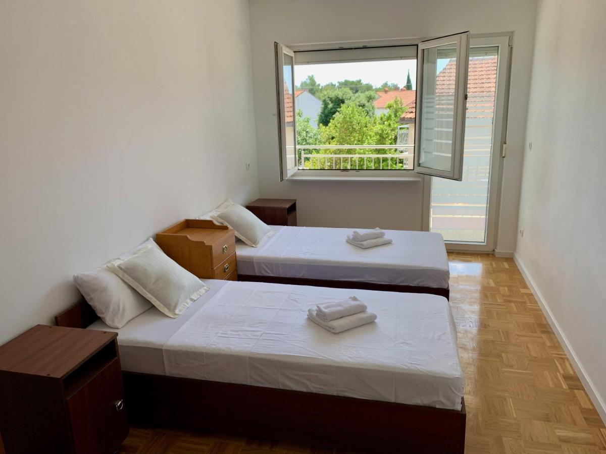 Apartments Janko Pakoštane Εξωτερικό φωτογραφία