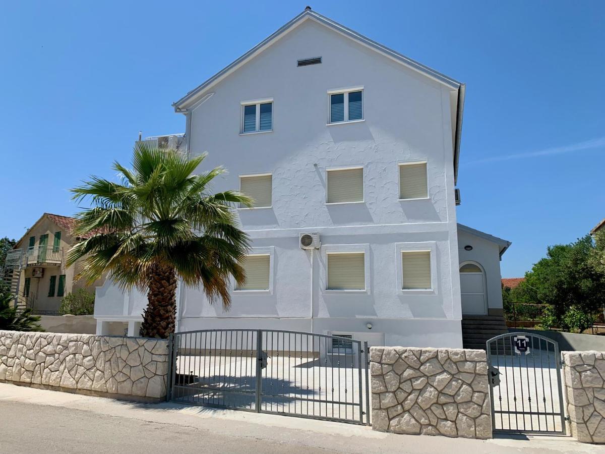 Apartments Janko Pakoštane Εξωτερικό φωτογραφία